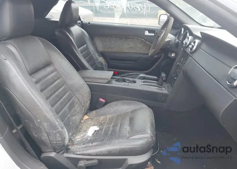 2008 Ford Mustang Gt Deluxe/Gt Premium из США, поврежденный, VIN 1ZVHT85H185173853